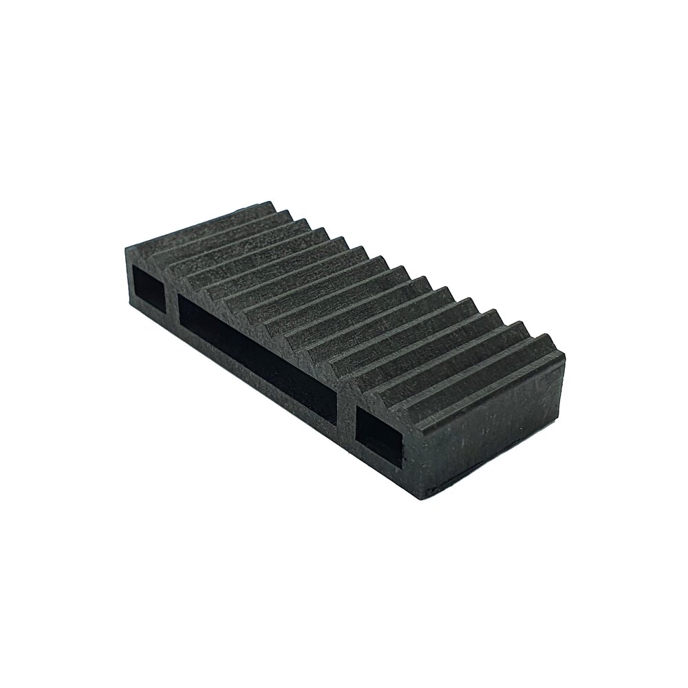 Plastic protection to lashings